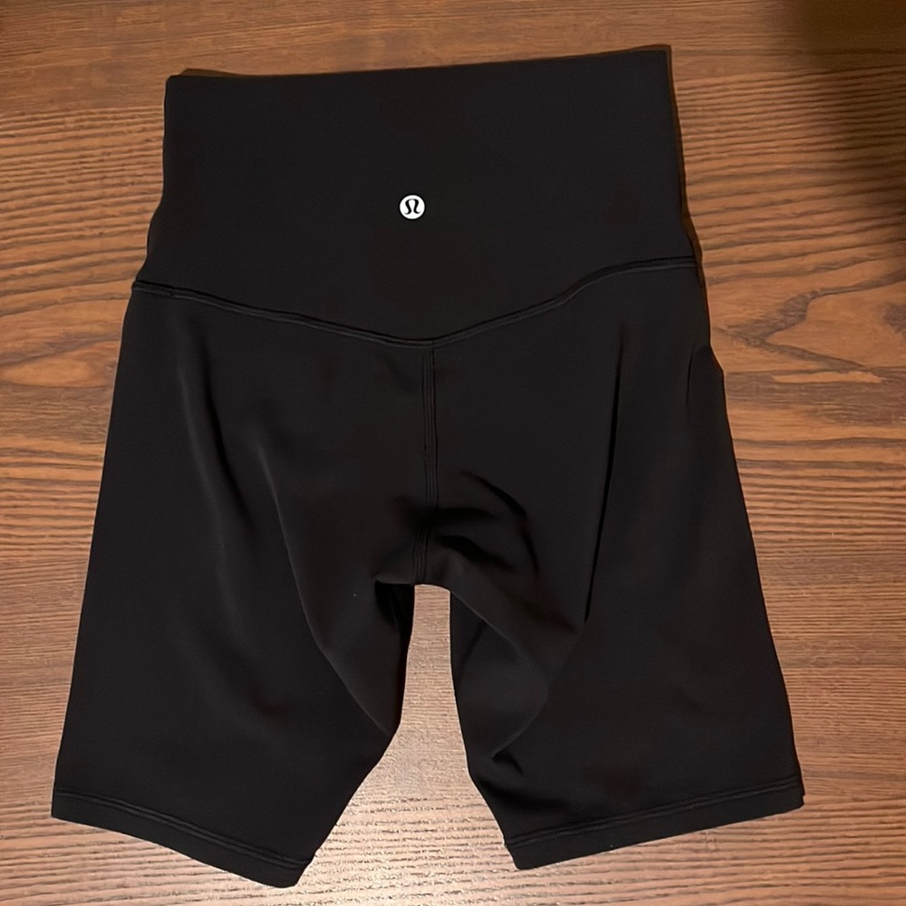 Align High Rise Shorts 8”